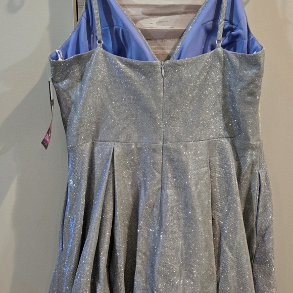 Silver/Blue Metallic Ruffled Fit & Flare Dress Juniors 14 *NWT $169 - Picture 4 of 9